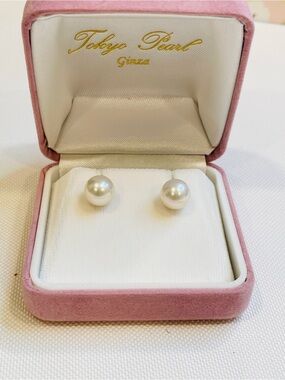 Tokyo Pearl Ginza 14K White Gold White Round Pearl Stud Earrings Butterfly Back